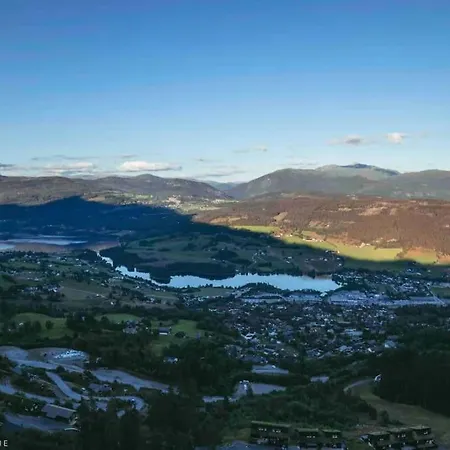 Oppgradert I Trastolen * Skulestadmo