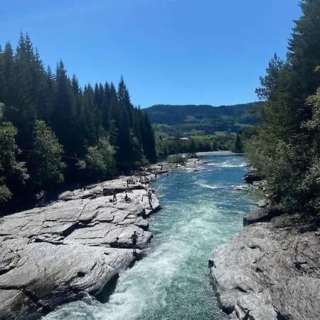 Oppgradert I Trastolen Lägenhet Skulestadmo
