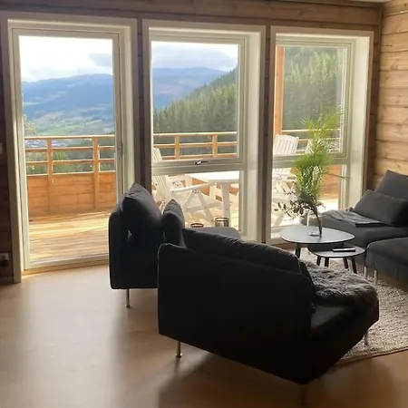 Oppgradert I Trastolen Skulestadmo