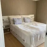 Apartamento Oppgradert I Trastolen Skulestadmo